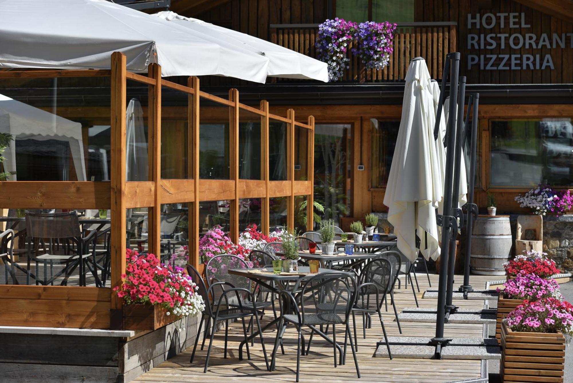 Hotel Galli'S - Centro Livigno Luaran gambar